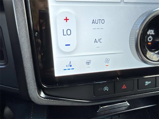 Certified 2023 Ford Expedition Platinum image 37