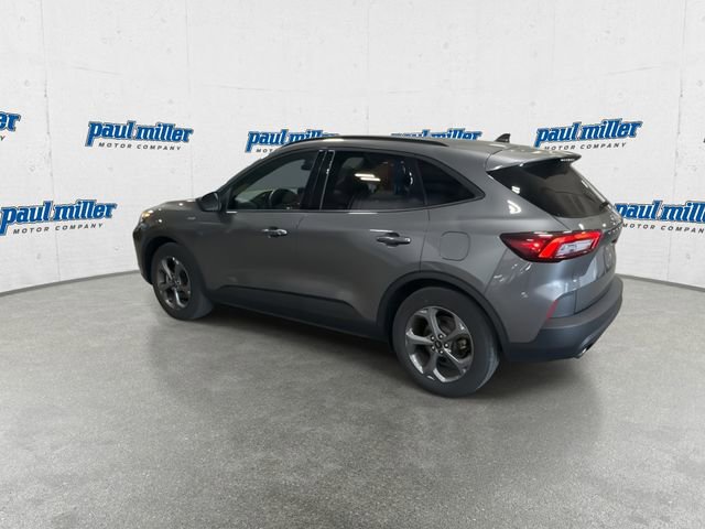 Certified 2025 Ford Escape ST-Line FWD image 7
