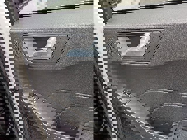 Certified 2024 Ford Escape SE w/ PHEV Premium Package image 36