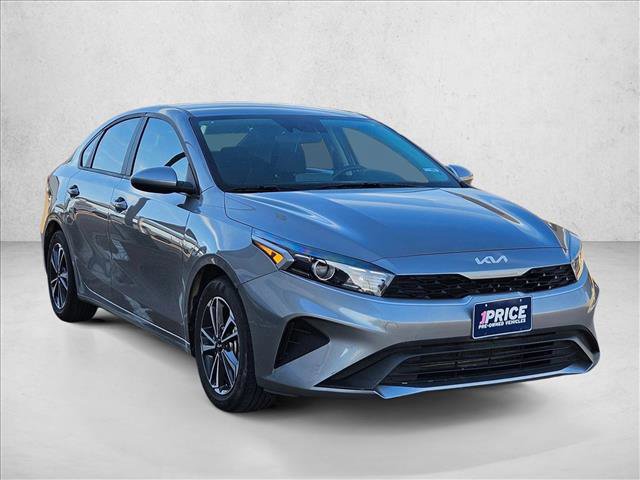 Used 2024 Kia Forte LXS FWD image 3