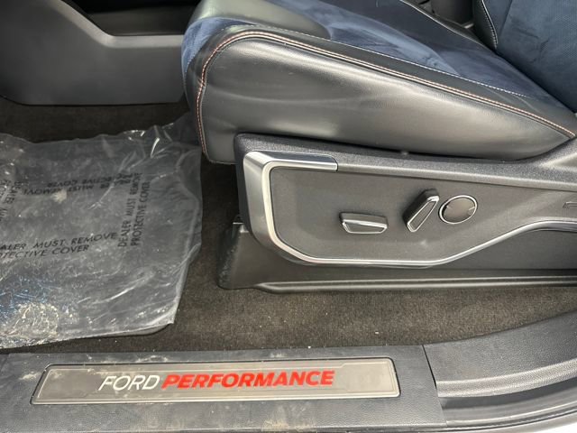 Certified 2022 Ford F150 Raptor w/ Equipment Group 801A High image 39