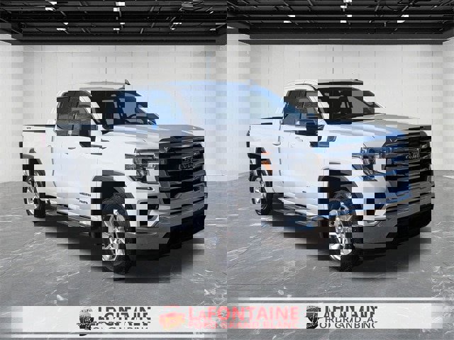 Used 2020 GMC Sierra 1500 SLE w/ SLE Value Package image 7