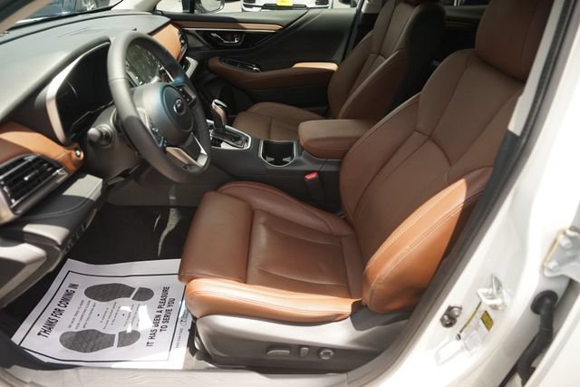 Used 2021 Subaru Outback Touring w/ Popular Package #2 AWD/4WD image 9