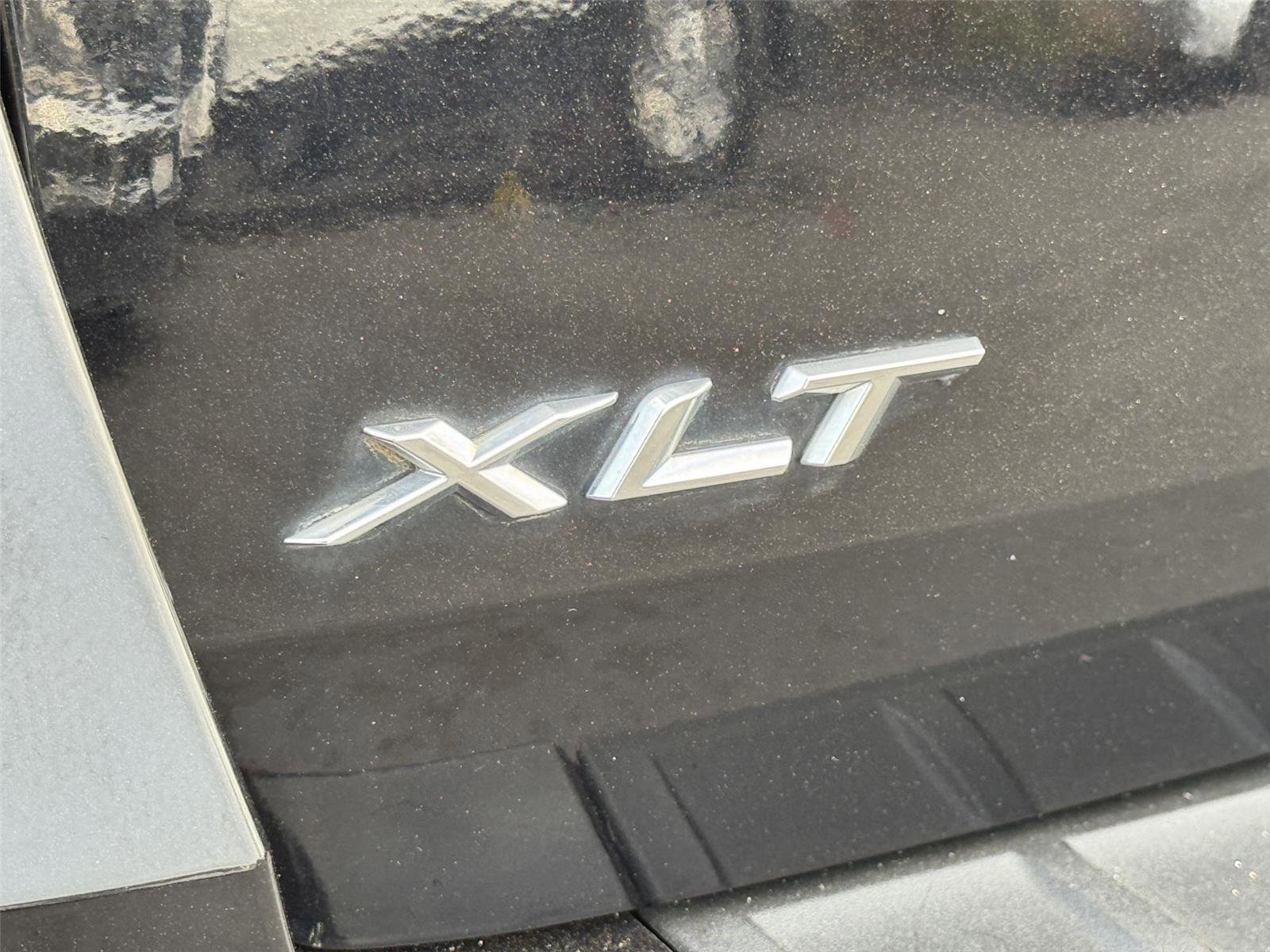 Certified 2020 Ford Explorer XLT w/ Equipment Group 202A image 11