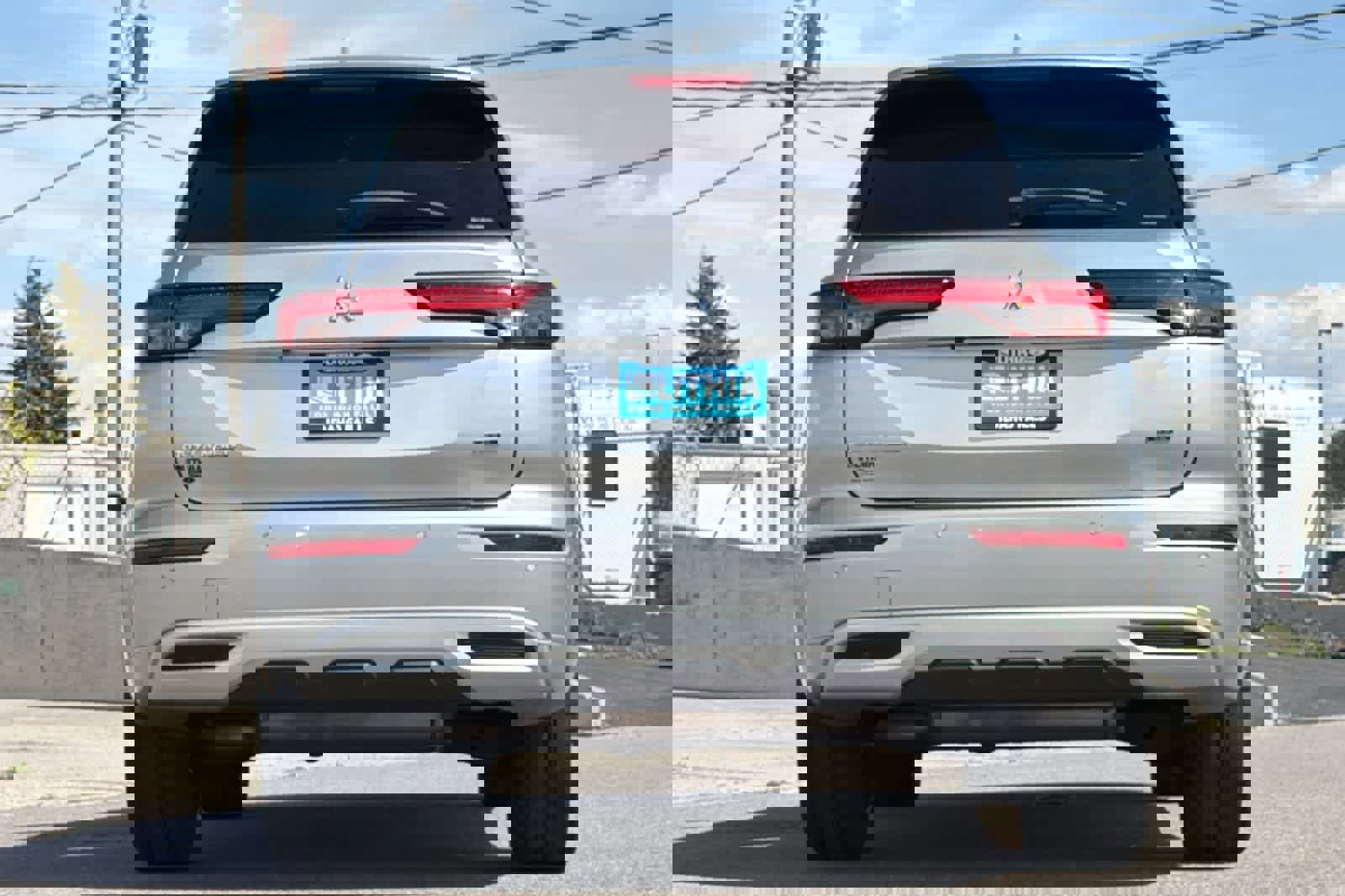 Used 2022 Mitsubishi Outlander SEL image 4