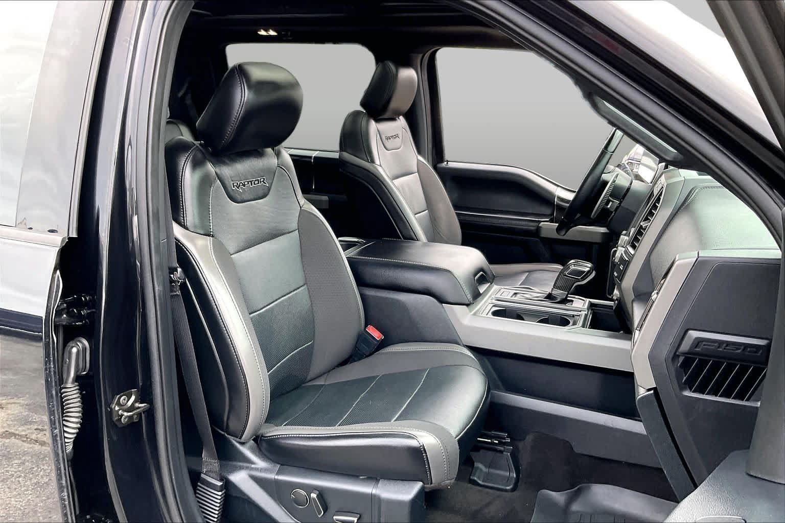 Certified 2019 Ford F150 Raptor w/ Equipment Group 802A Luxury AWD/4WD image 9