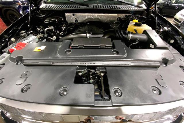 Certified 2017 Ford Expedition Limited w/ Equipment Group 301A image 32