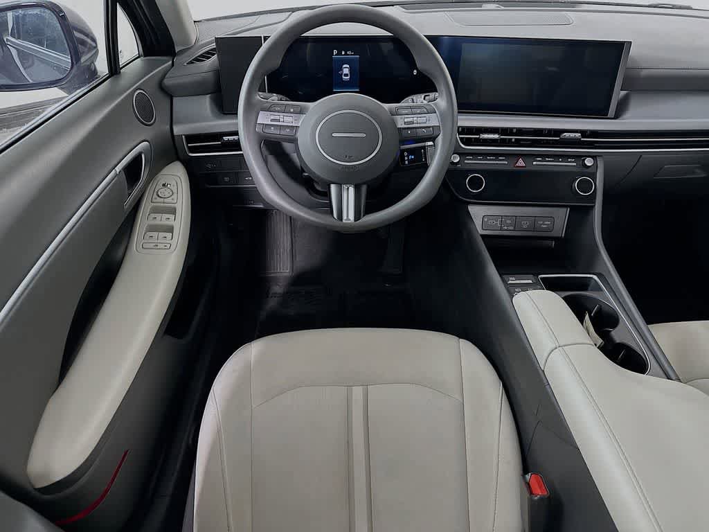 Used 2025 Hyundai Sonata SEL FWD image 9