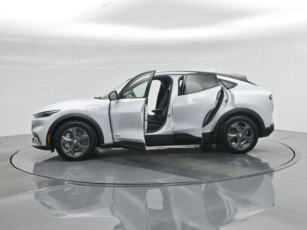 Certified 2021 Ford Mustang Mach-E Select image 33