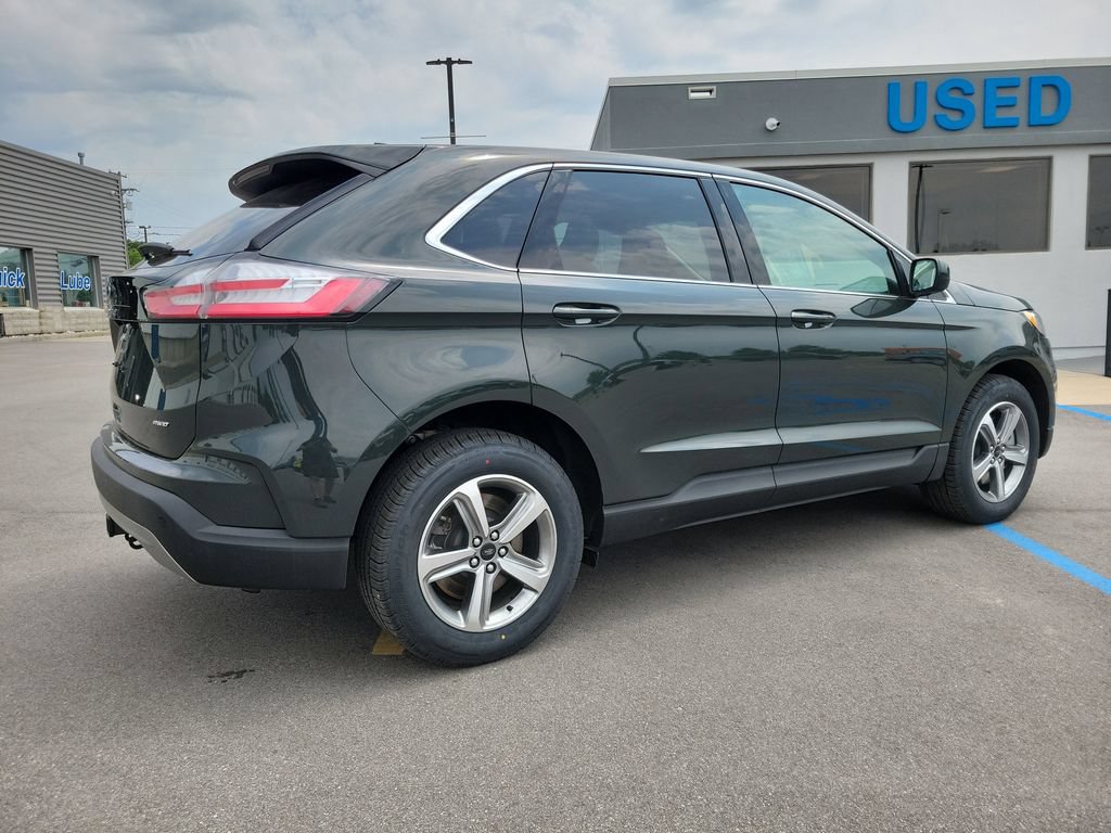 Certified 2023 Ford Edge SEL w/ Convenience Package AWD/4WD image 4