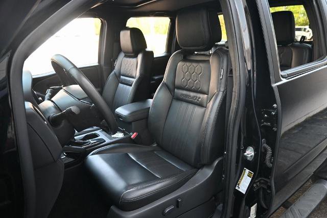 Used 2022 Nissan Frontier PRO-4X image 22