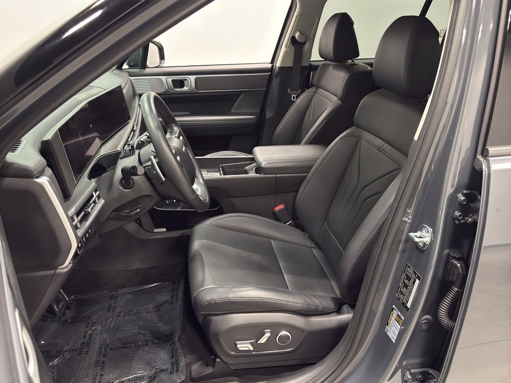 Used 2025 Hyundai Santa Fe SEL image 10