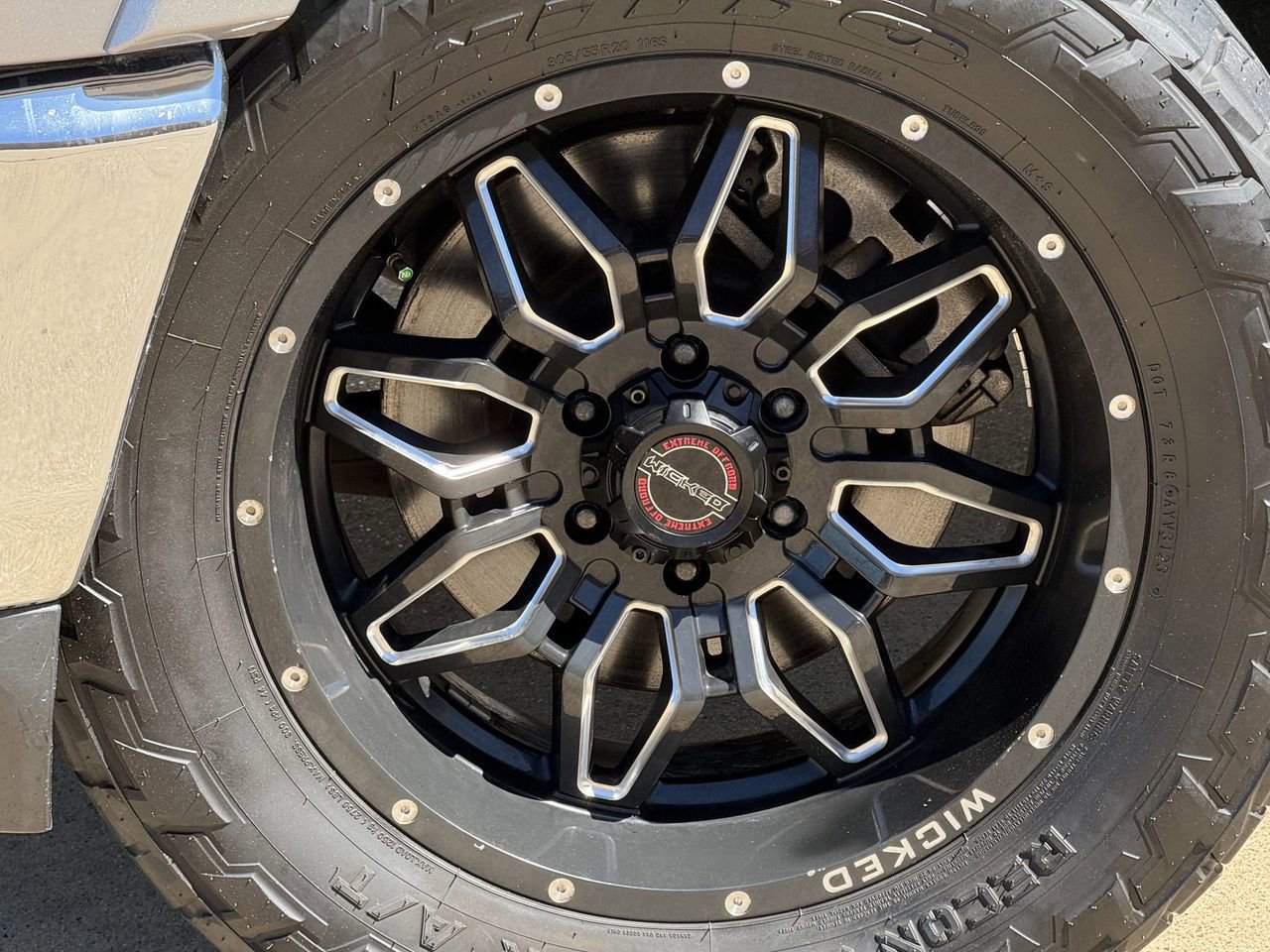 Used 2021 RAM 1500 Laramie image 8