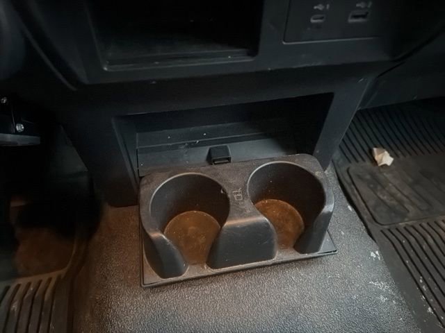 Used 2021 Nissan Titan S w/ S Utility Package image 22