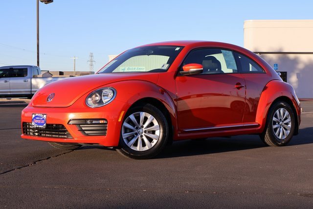 Used 2019 Volkswagen Beetle 2.0T S image 14
