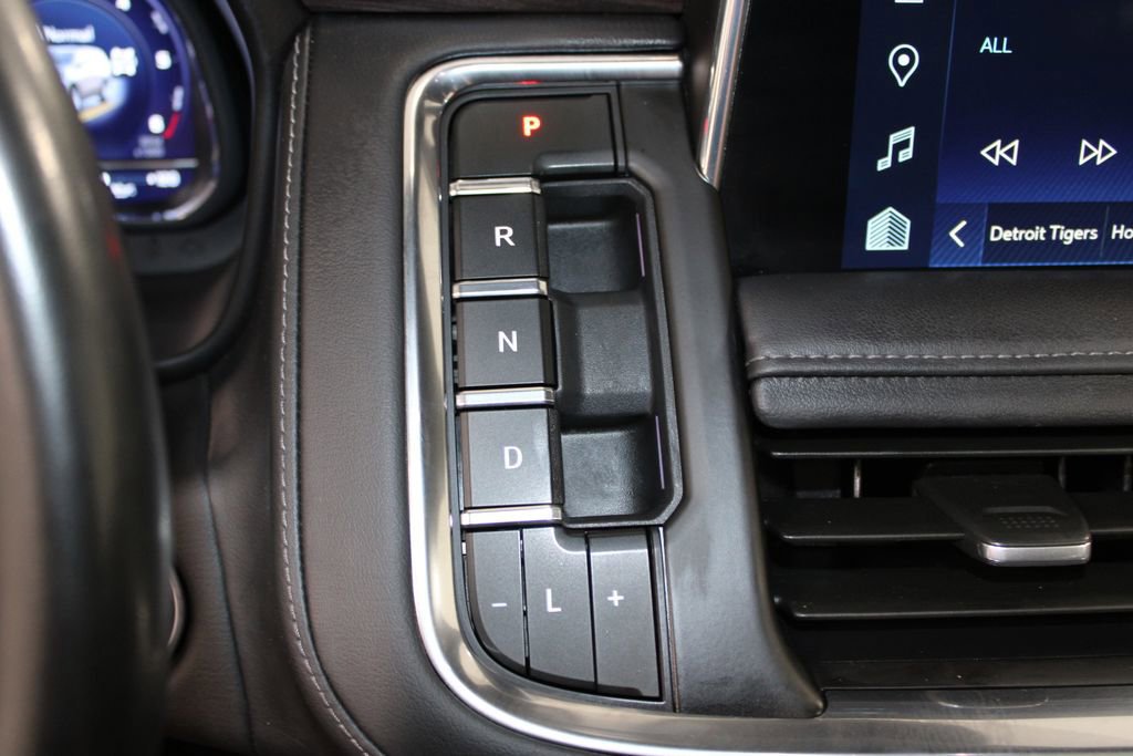 Used 2023 Chevrolet Suburban Z71 w/ Luxury Package image 49