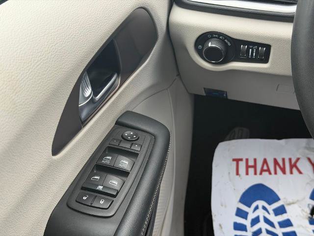 Used 2023 Chrysler Voyager LX FWD image 20