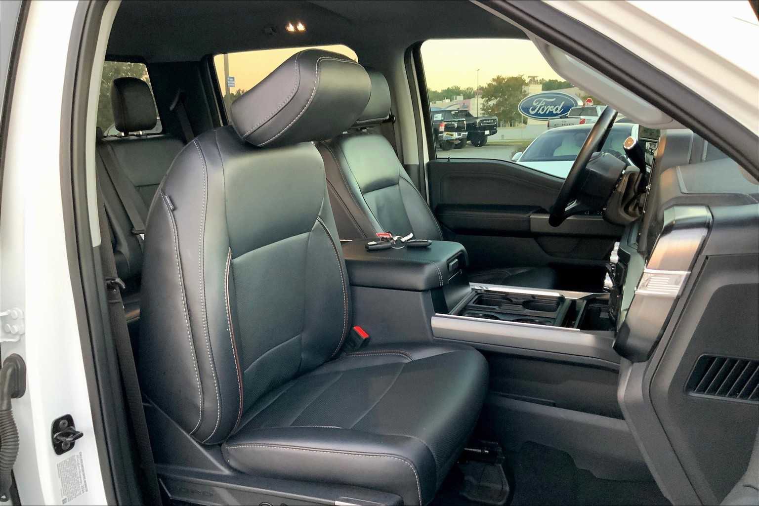 Certified 2024 Ford F250 Lariat w/ Lariat Ultimate Package image 9