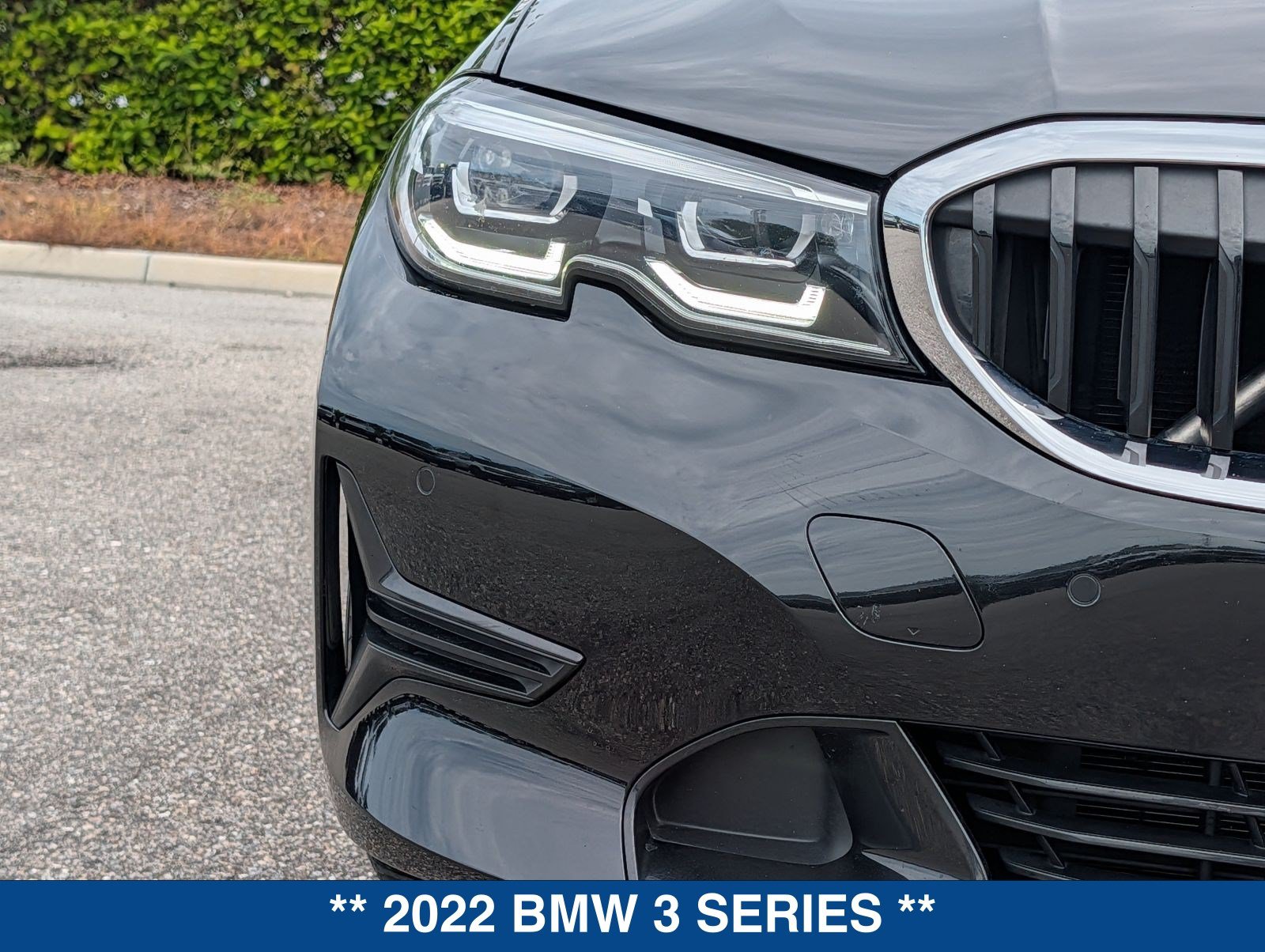 Used 2022 BMW 330i xDrive Sedan w/ Premium Package 2 AWD/4WD image 10