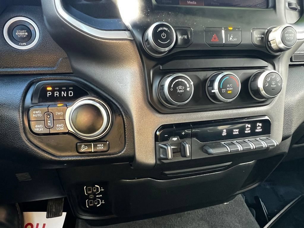 Used 2022 RAM 1500 Big Horn AWD/4WD image 6