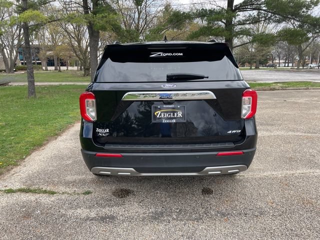 Certified 2024 Ford Explorer XLT w/ Equipment Group 202A AWD/4WD image 9