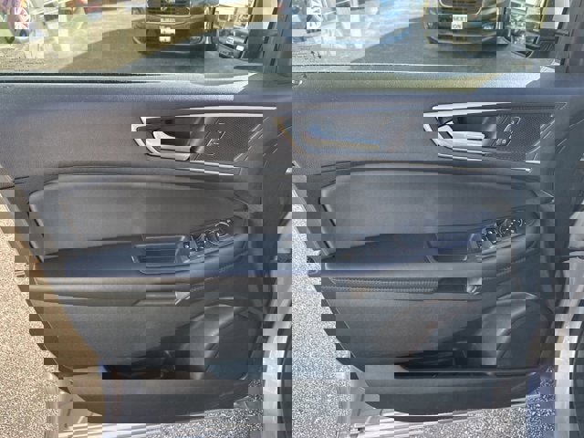 Certified 2024 Ford Edge SEL image 13