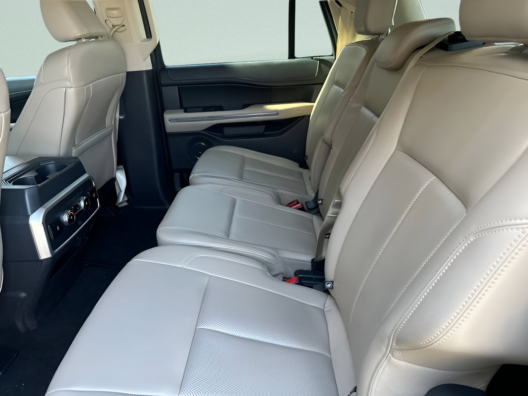 Certified 2024 Ford Expedition Max XLT AWD/4WD image 18