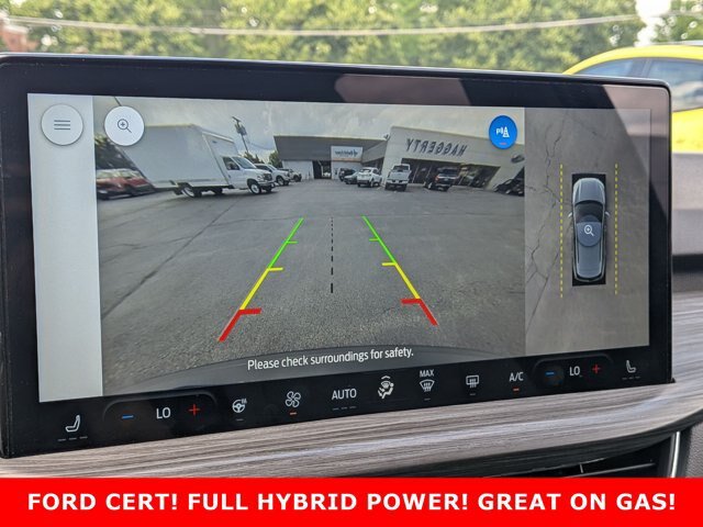 Certified 2024 Ford Escape Platinum AWD/4WD image 19