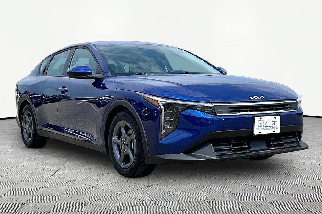 Used 2025 Kia K4 FWD image 12