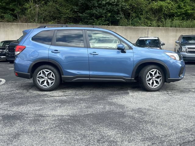 Used 2020 Subaru Forester Premium AWD/4WD image 2