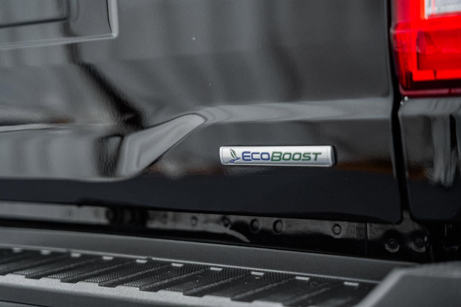 Certified 2023 Ford F150 Lariat w/ Equipment Group 502A High image 23