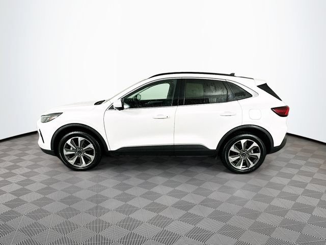 Certified 2024 Ford Escape Platinum AWD/4WD image 7
