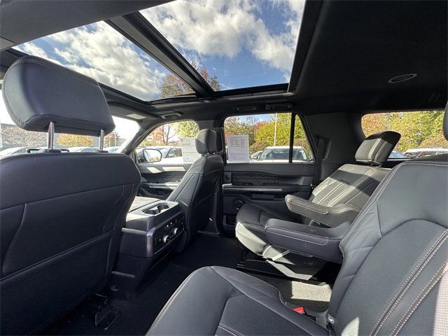 Certified 2024 Ford Expedition Max Platinum image 19