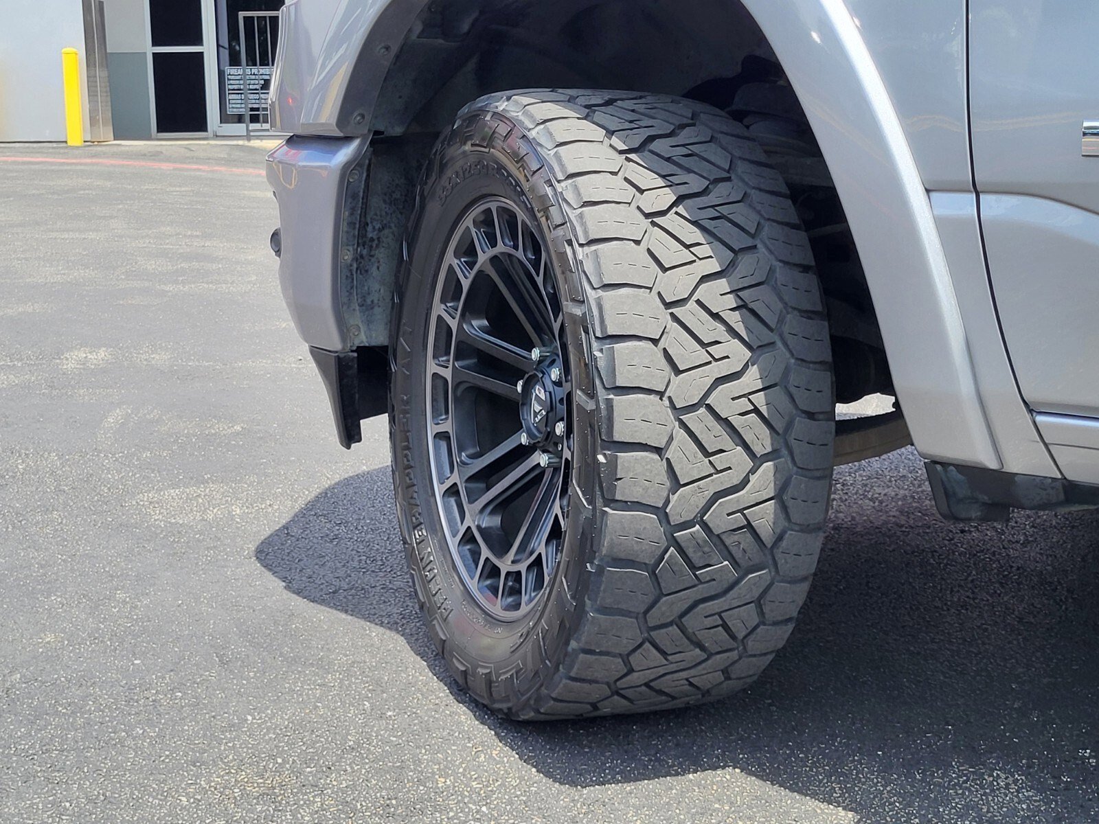 Used 2021 RAM 1500 Laramie AWD/4WD image 34