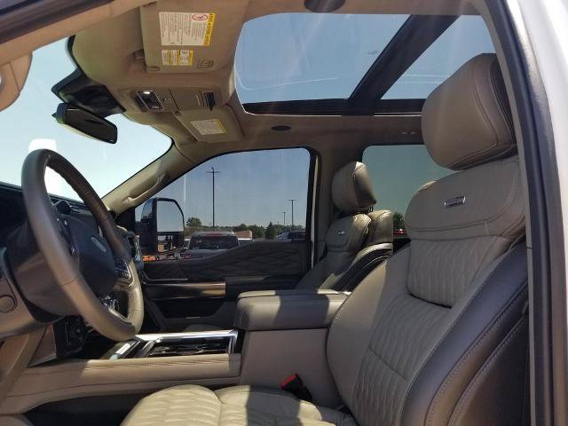 Certified 2025 Ford F250 Platinum w/ Platinum Plus Package AWD/4WD image 12