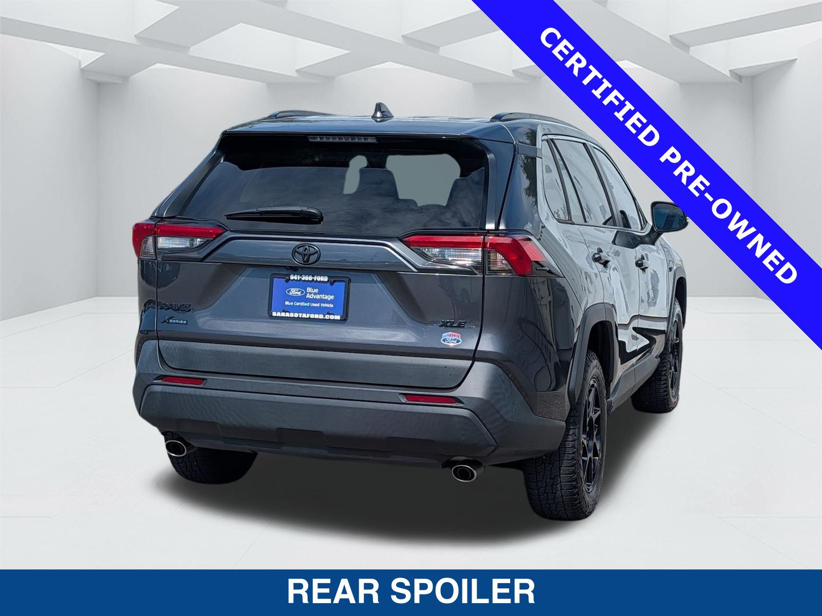 Used 2023 Toyota RAV4 XLE FWD image 5