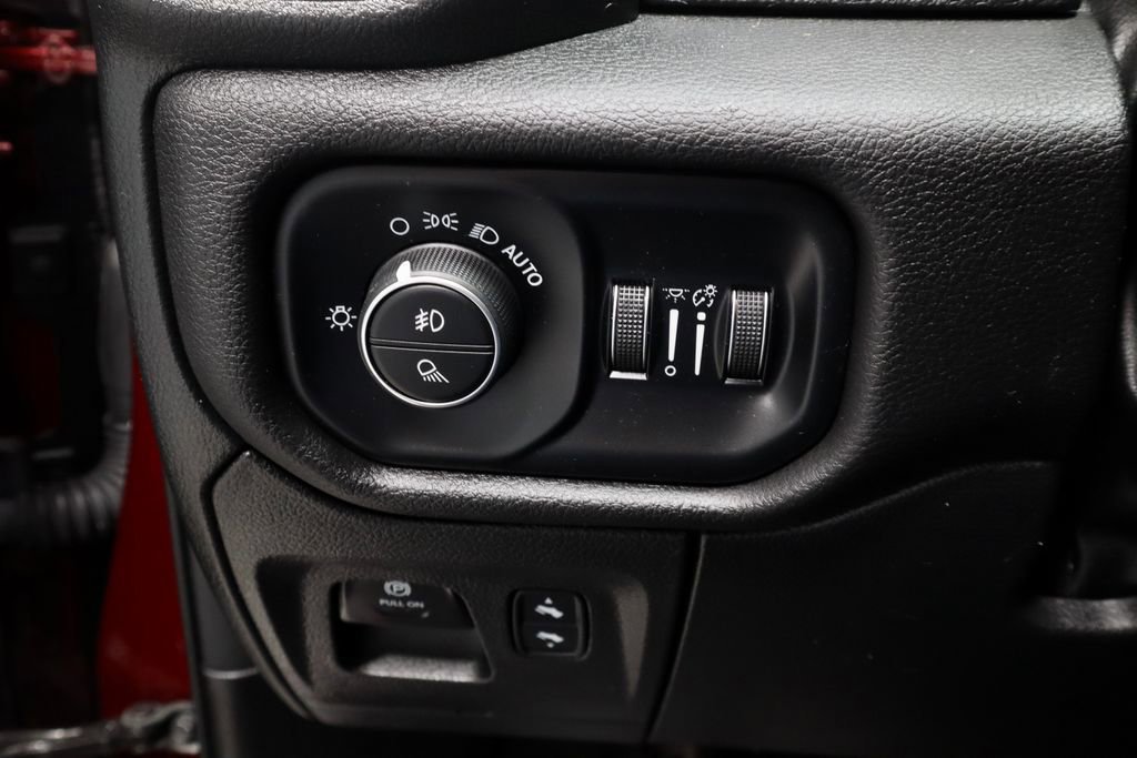 Used 2025 RAM 1500 Big Horn image 29