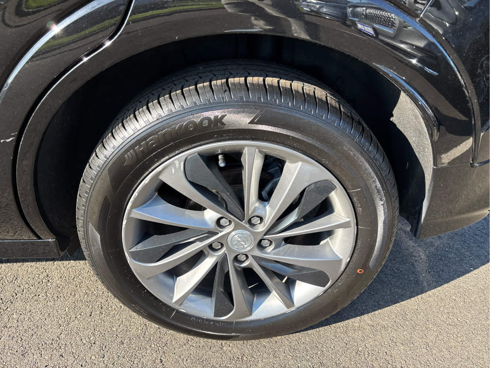 Used 2023 Buick Encore GX Select w/ Sport Touring Package image 30