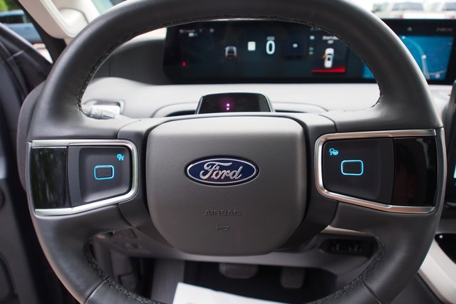 Certified 2025 Ford Expedition Max Active AWD/4WD image 26