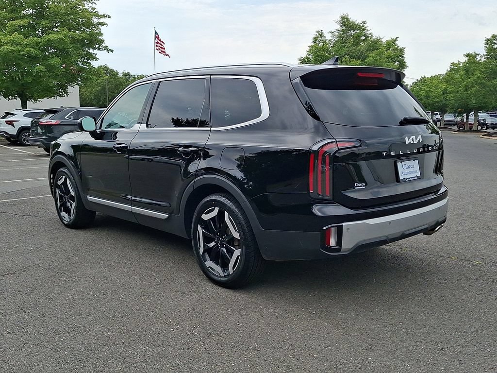 Used 2023 Kia Telluride EX AWD/4WD image 7