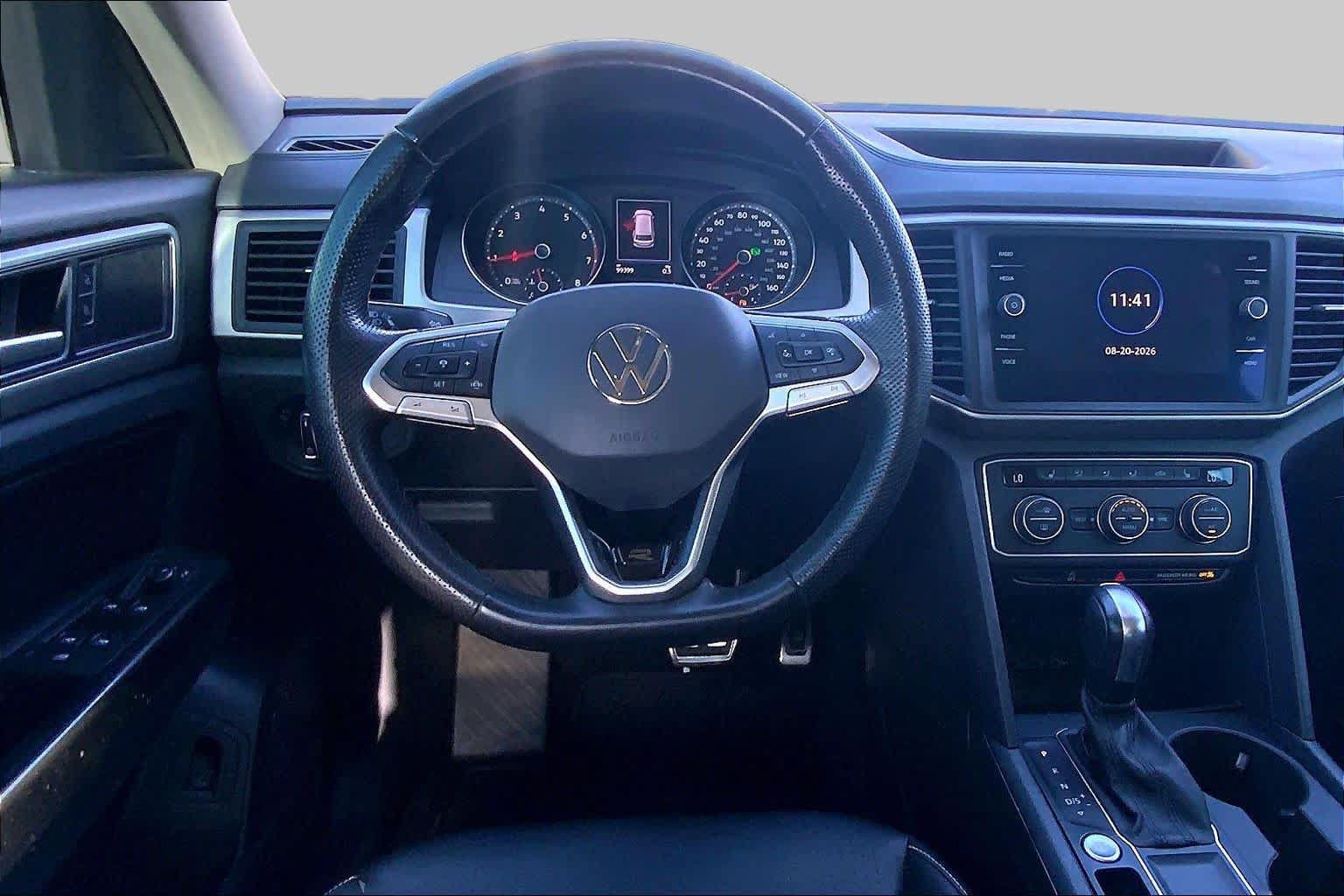 Used 2021 Volkswagen Atlas SE w/ Panoramic Sunroof Package FWD image 5