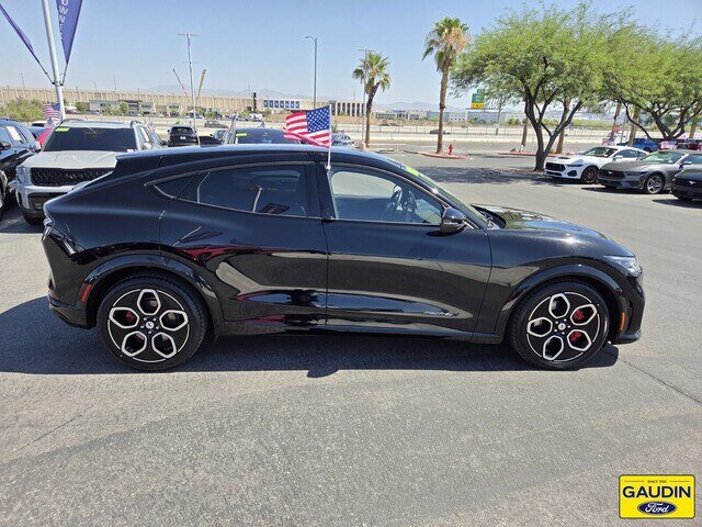 Certified 2022 Ford Mustang Mach-E GT AWD/4WD image 8