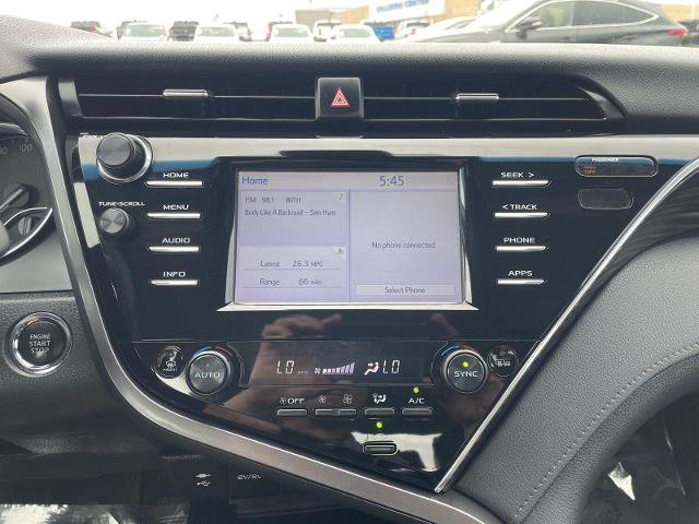 Used 2018 Toyota Camry XLE FWD image 22