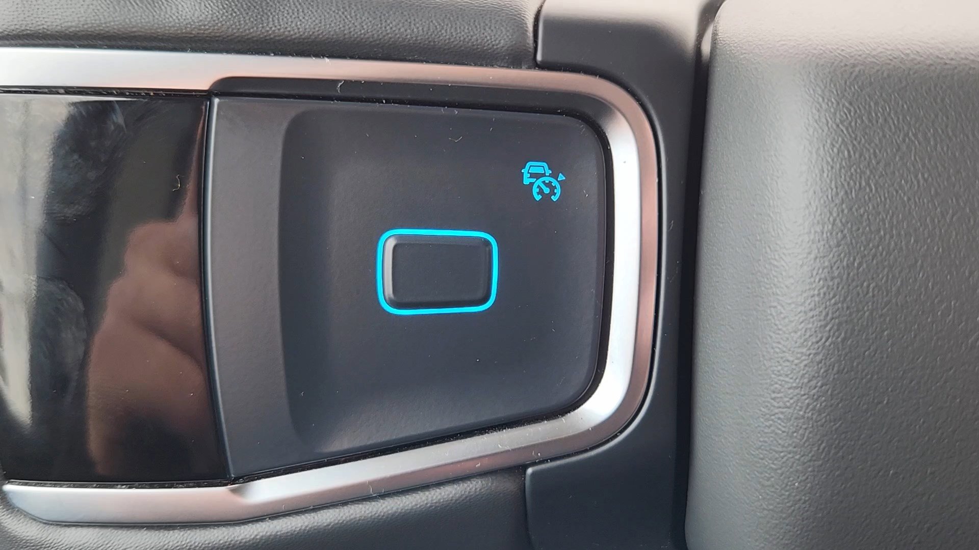 Certified 2025 Ford Expedition Active image 13