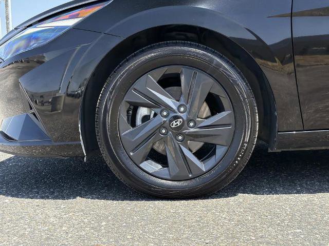 Used 2023 Hyundai Elantra SEL FWD image 28