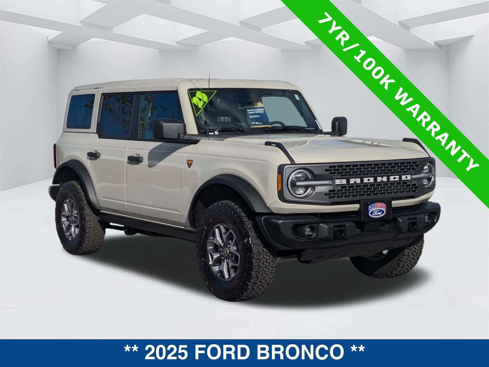 Certified 2025 Ford Bronco Badlands image 8