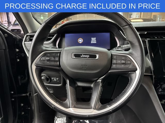Used 2022 Jeep Grand Cherokee Laredo w/ Luxury Tech Group I AWD/4WD image 6