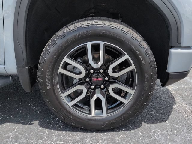Used 2025 GMC Sierra 1500 AT4 w/ AT4 Premium Package AWD/4WD image 11