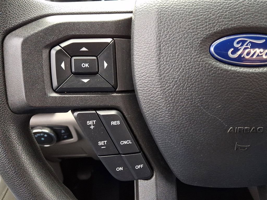 Certified 2022 Ford F350 XLT w/ Black Appearance Package image 19