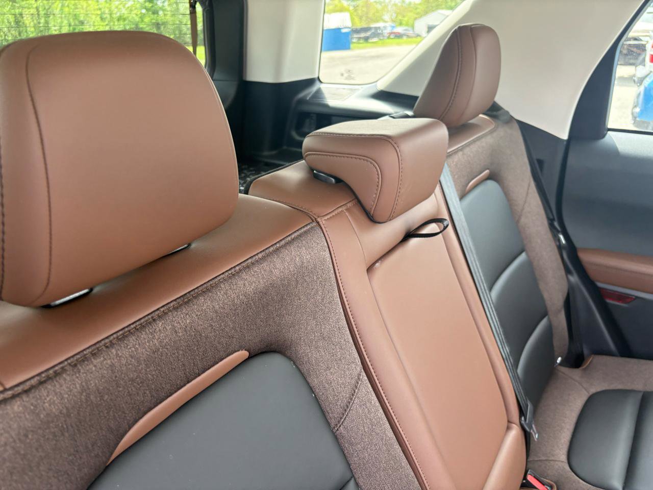 Certified 2025 Ford Bronco Sport Outer Banks w/ Outer Banks Tech Package+ AWD/4WD image 44